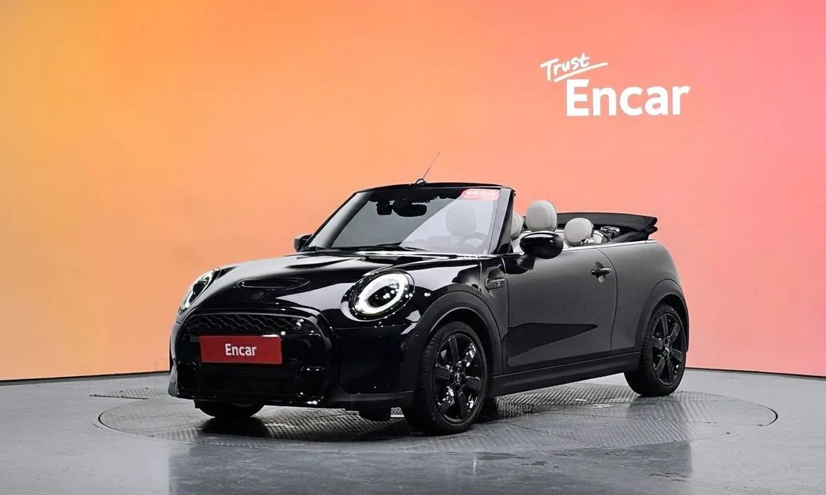 Mini Cooper Convertible — фото 1