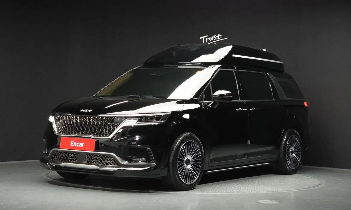 Kia Carnival — фото 1