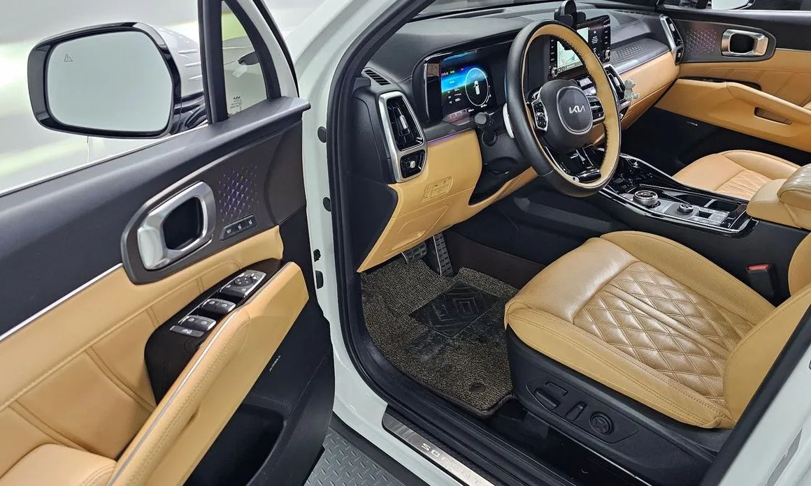 Kia Sorento — фото 9