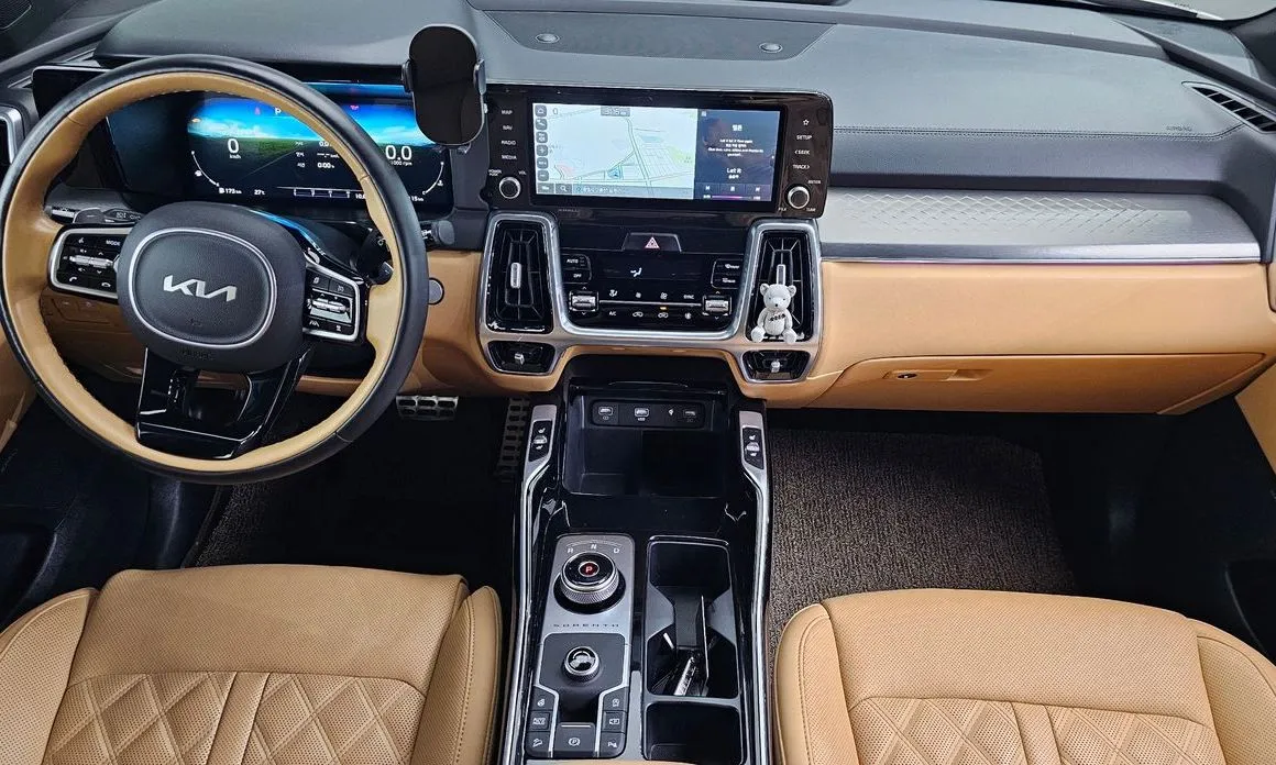 Kia Sorento — фото 8