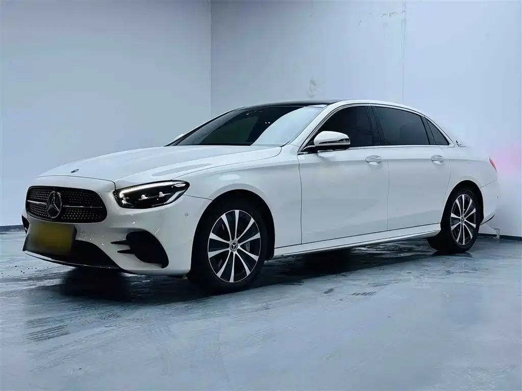 Mercedes-Benz E-Class New Energy — фото 1