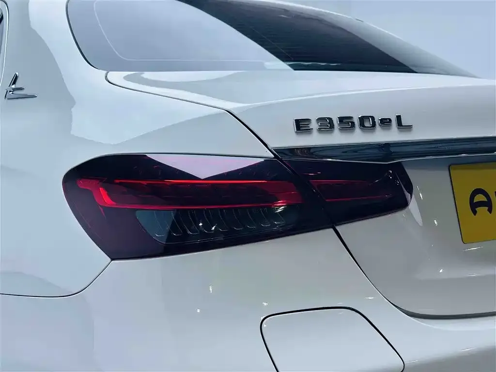 Mercedes-Benz E-Class New Energy — фото 2