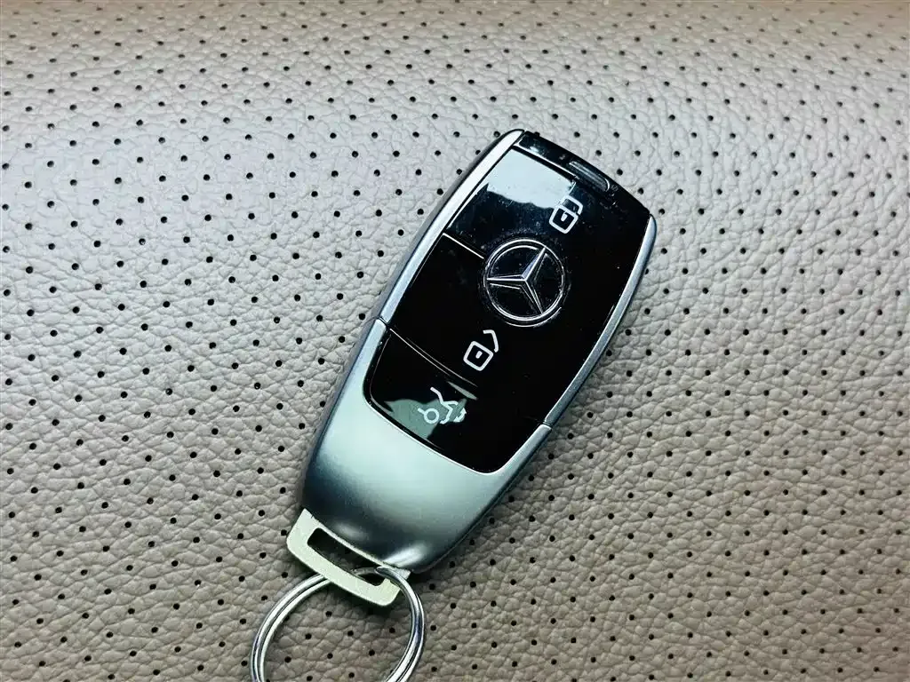 Mercedes-Benz E-Class New Energy — фото 10