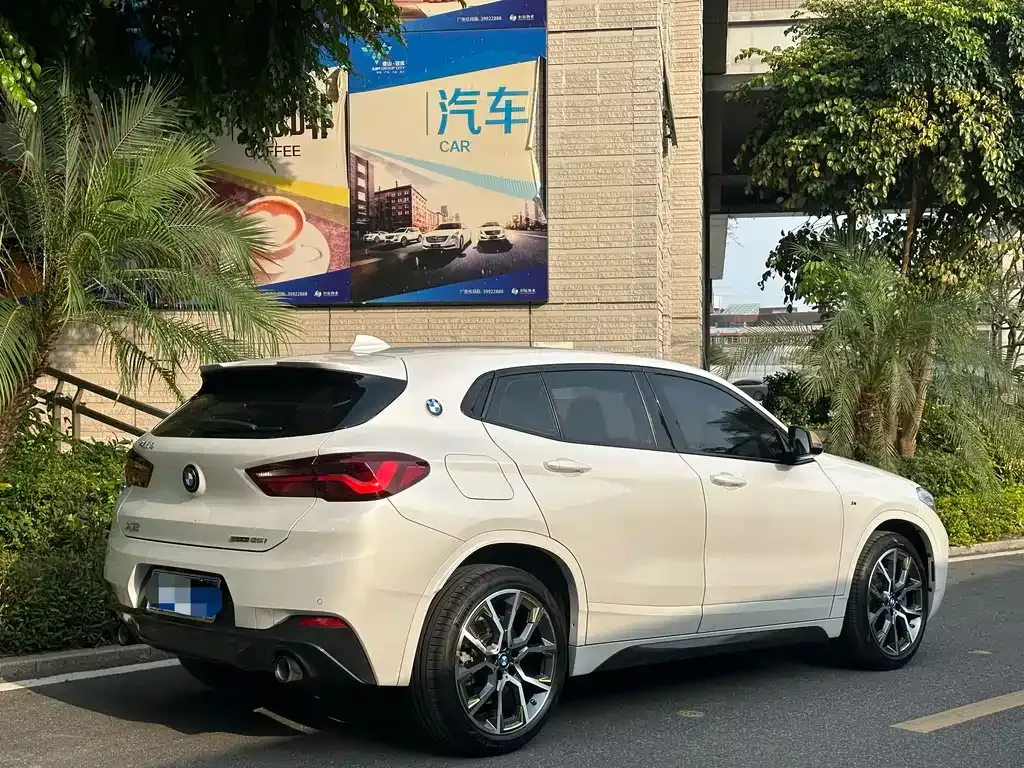 BMW X2 — фото 10