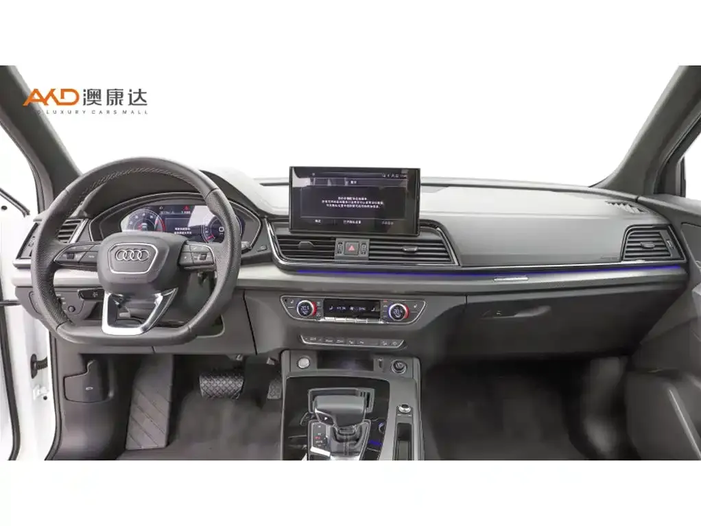 Audi Q5L Sportback — фото 7