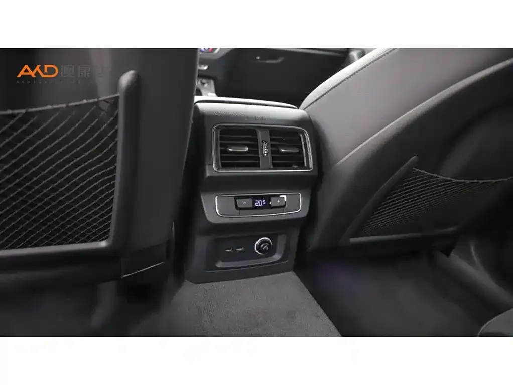 Audi Q5L Sportback — фото 9