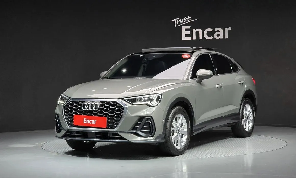 Audi Q3 — фото 1