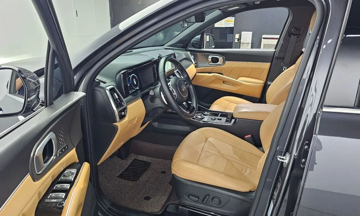 Kia Sorento — фото 10