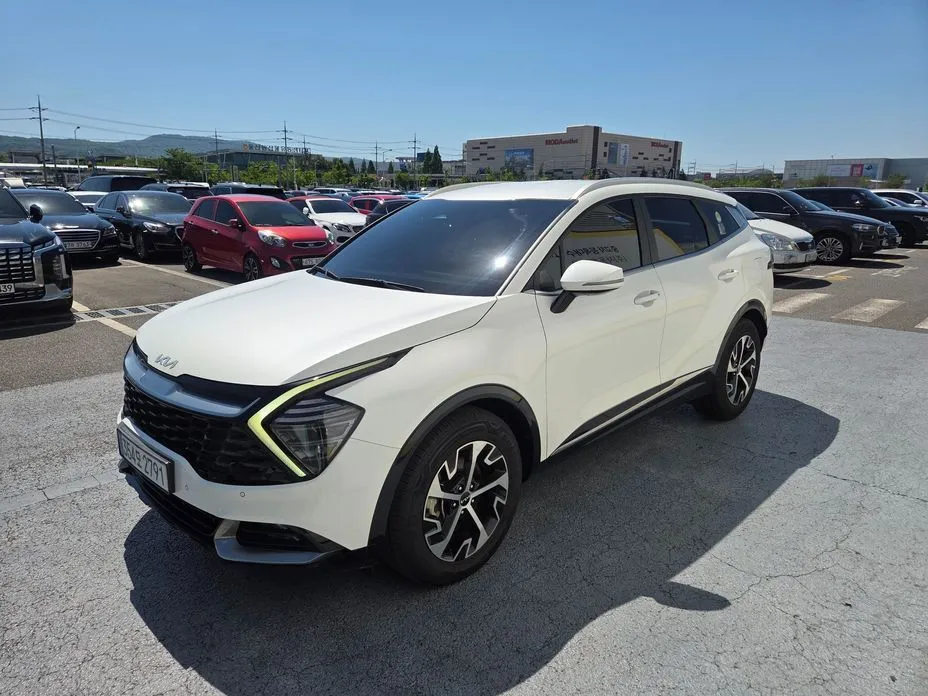 Kia Sportage — фото 1