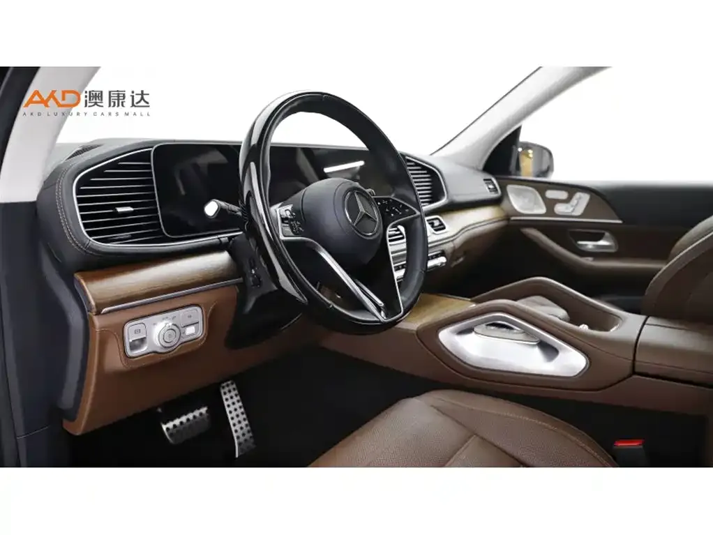 Mercedes-Benz GLS — фото 4