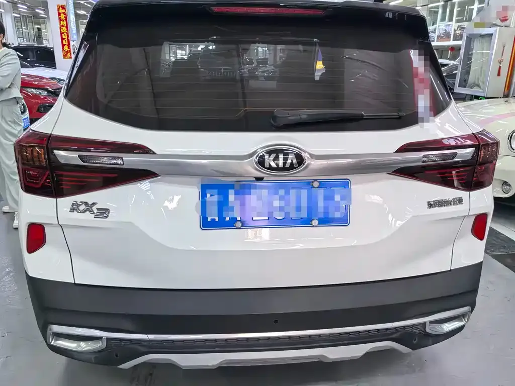 Kia KX3 — фото 5