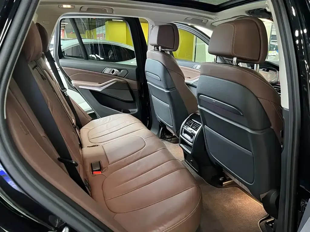 BMW X5 (Import) — фото 9