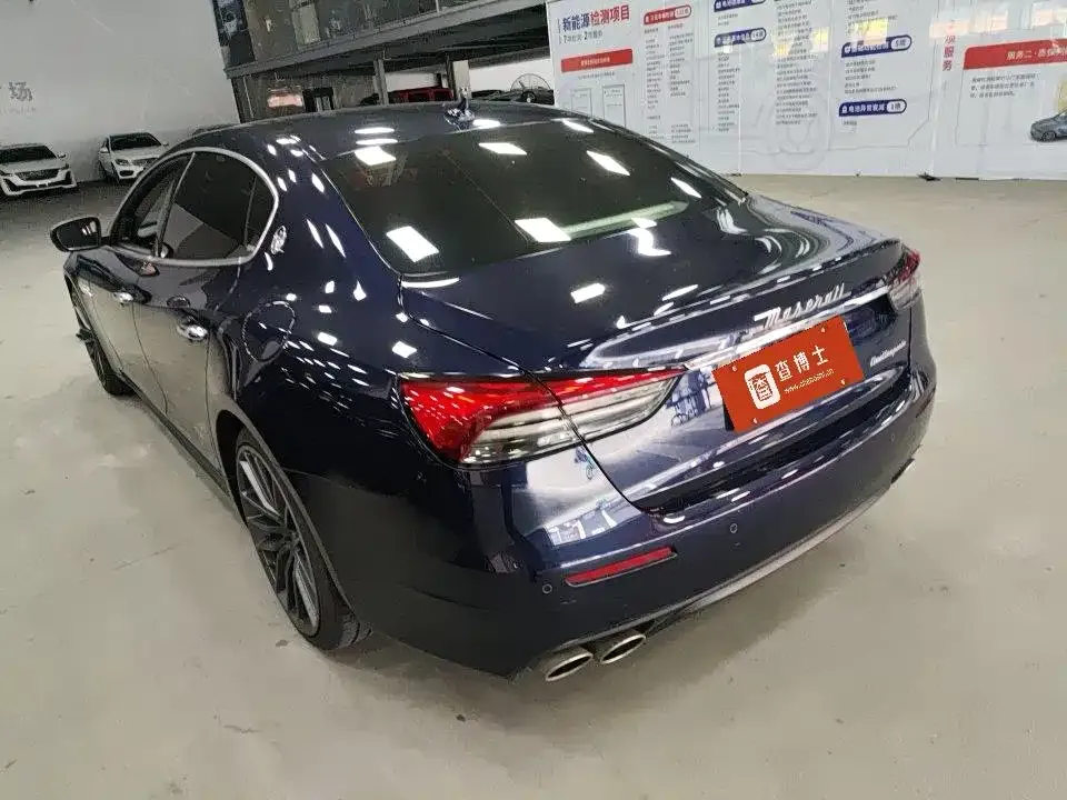 Maserati Quattroporte — фото 2