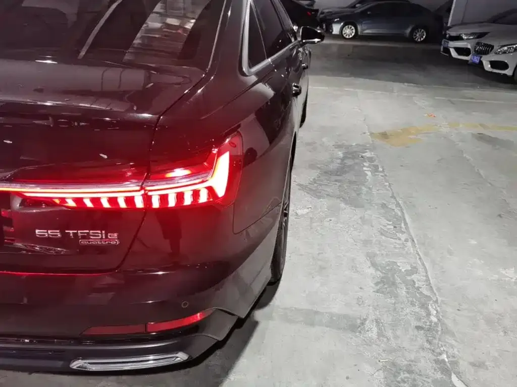 Audi A6L New Energy — фото 10