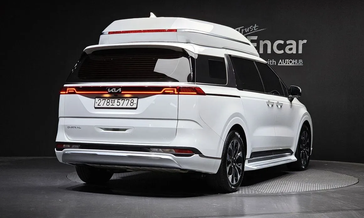 Kia Carnival — фото 6