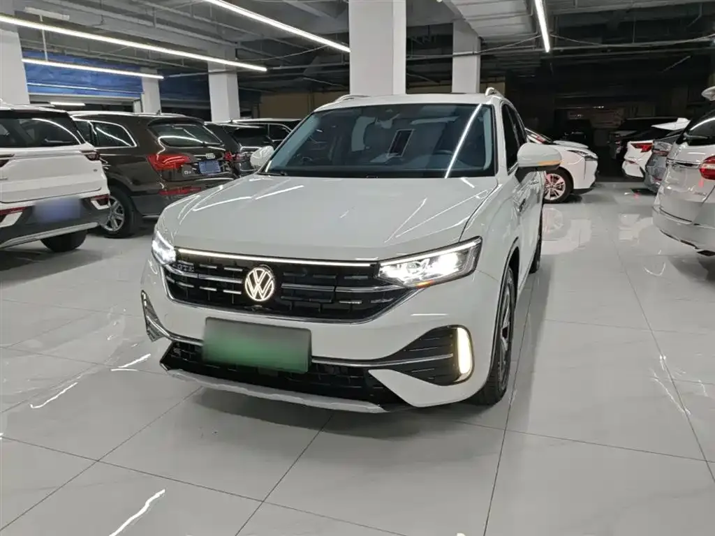 Volkswagen Tayron GTE PHEV — фото 4