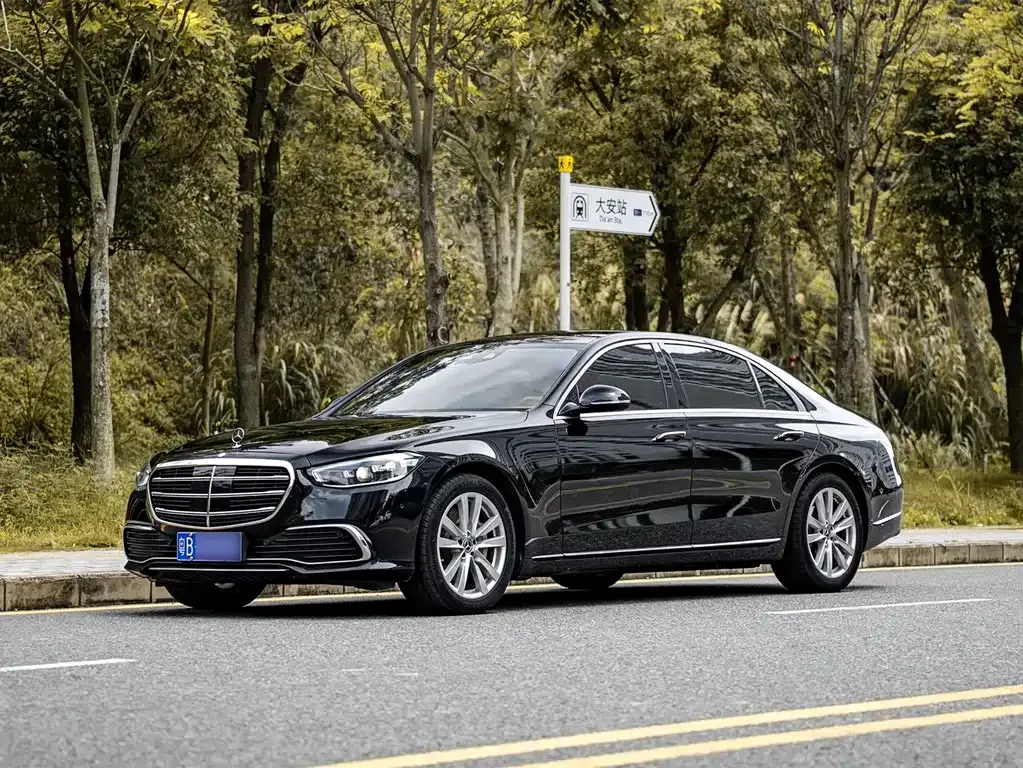 Mercedes-Benz S-Class — фото 1