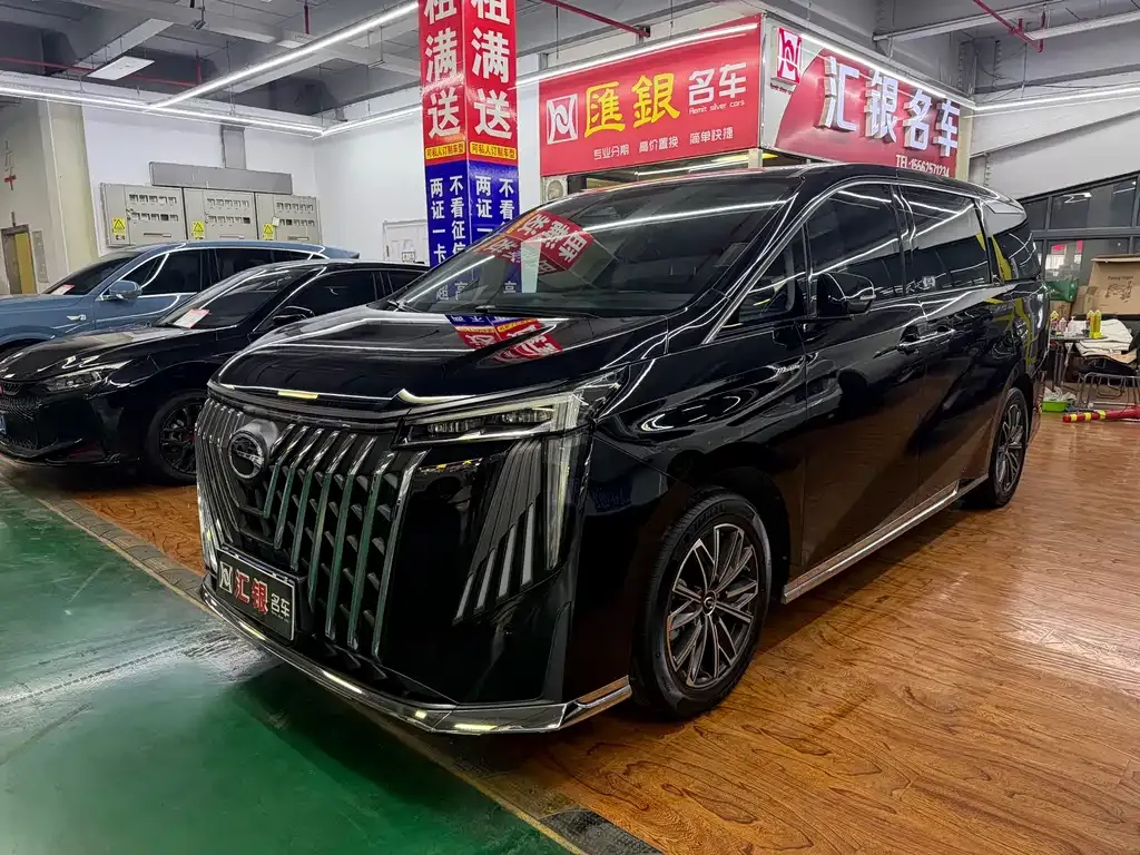 GAC Motor Trumpchi M8 — фото 1