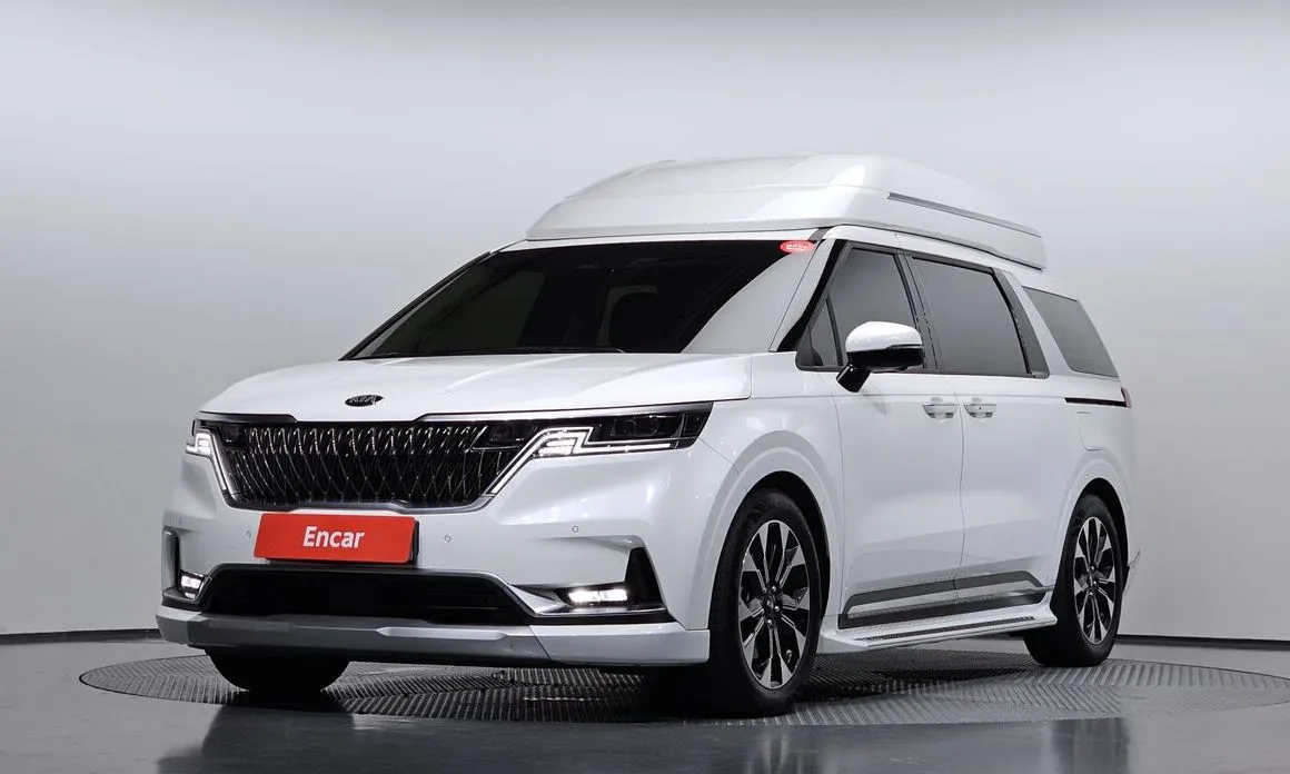 Kia Carnival — фото 1