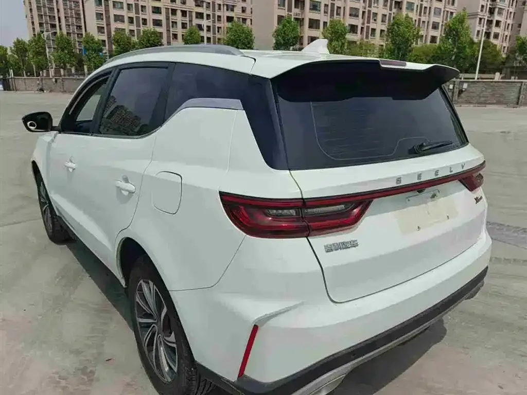 Geely Vision X6 — фото 3