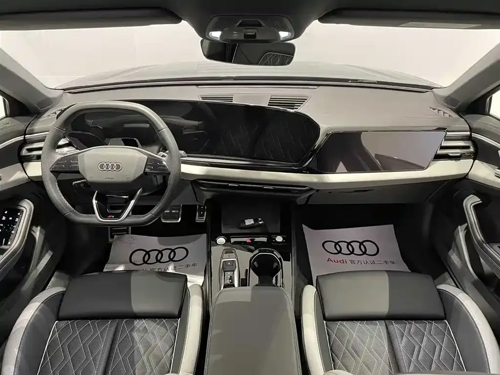 Audi A5L — фото 9