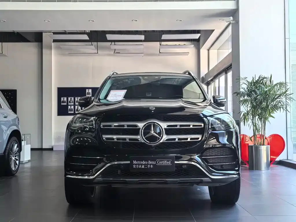Mercedes-Benz GLS — фото 6