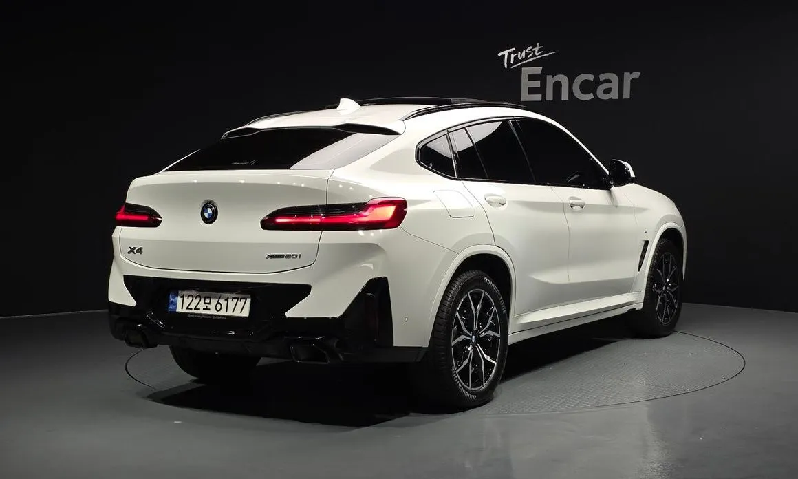 BMW X4 — фото 10