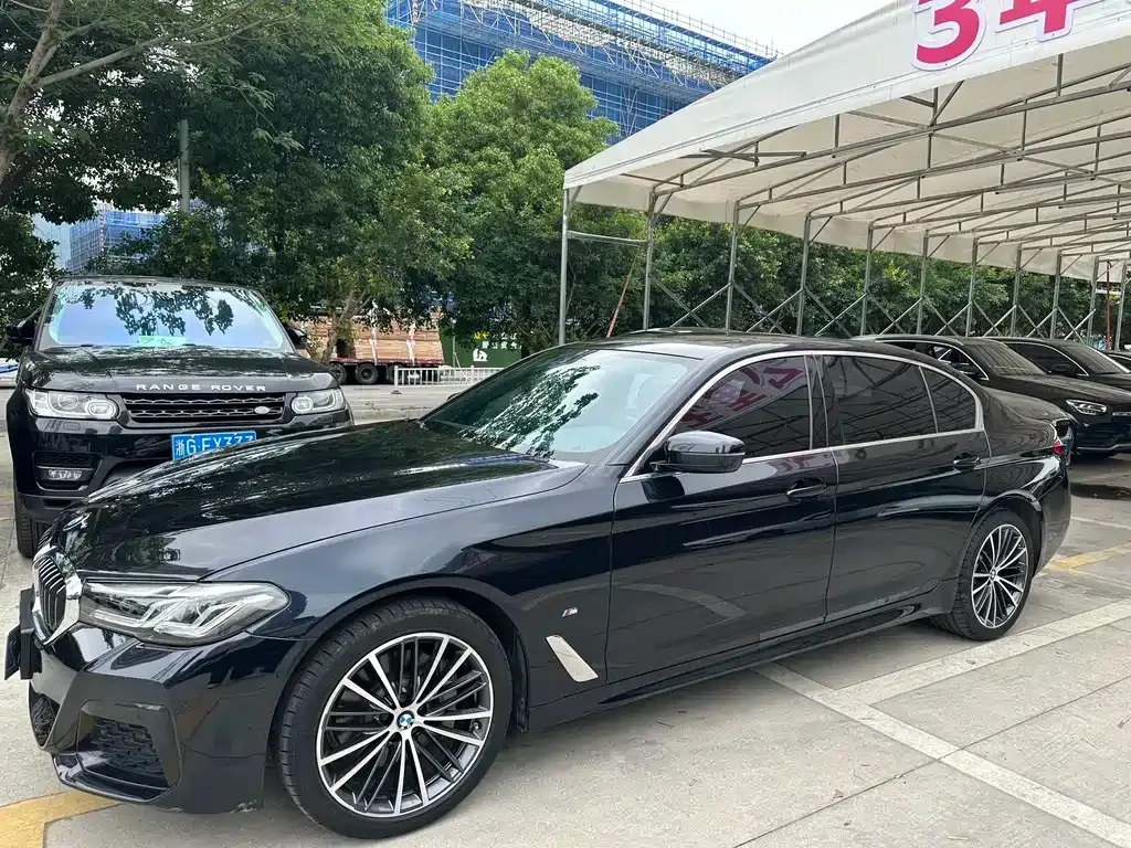 BMW 5 Series — фото 10