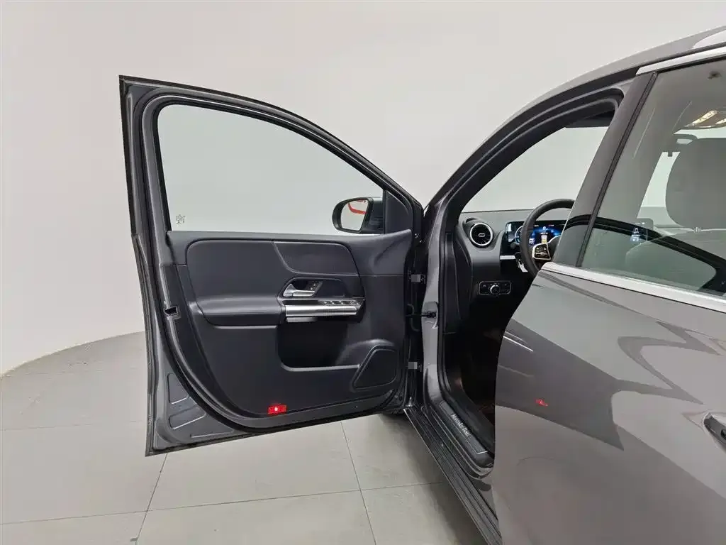 Mercedes-Benz B-Class — фото 7