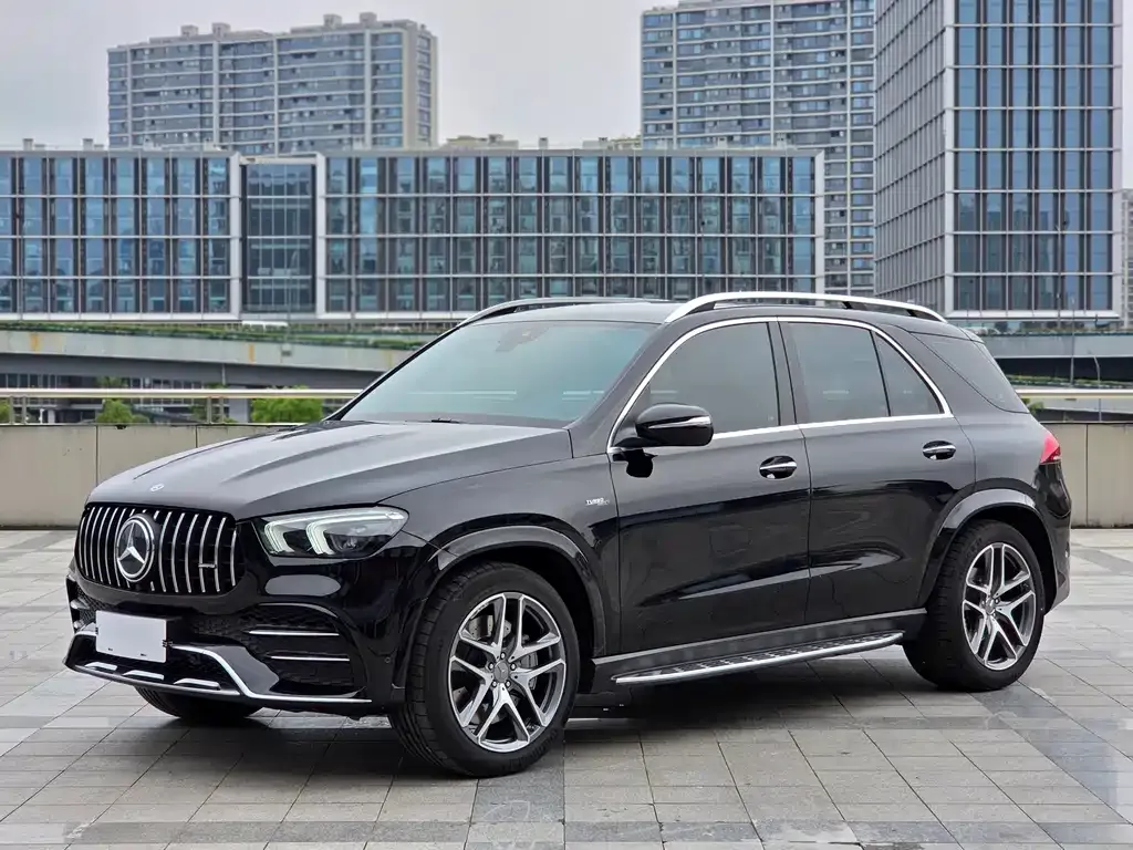 Mercedes-Benz GLE AMG — фото 1