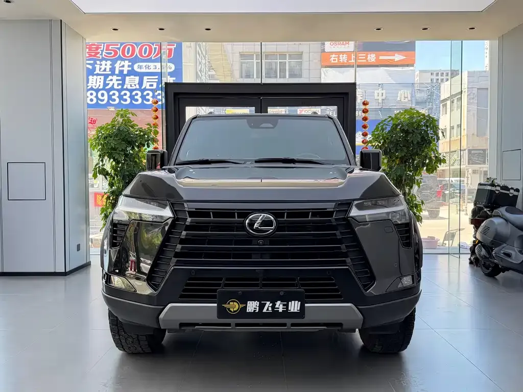 Lexus GX — фото 5