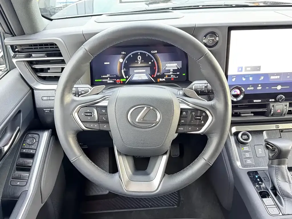Lexus GX — фото 8