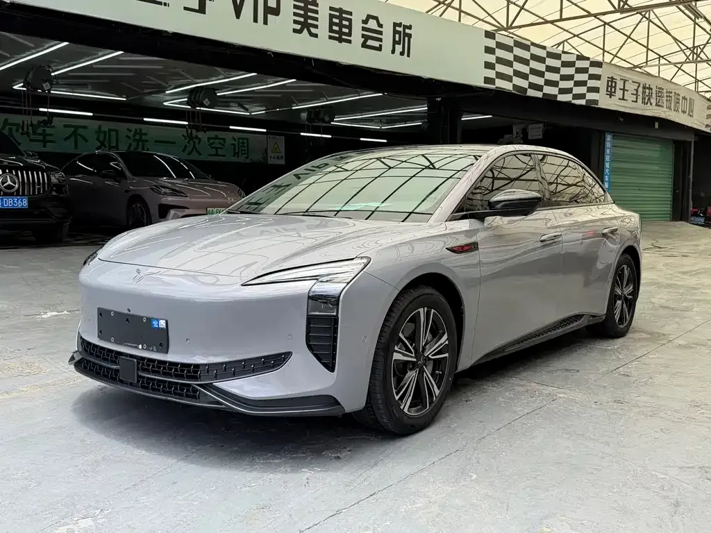 Hongqi EH7 — фото 4