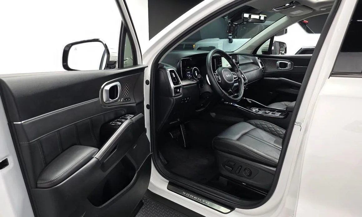Kia Sorento — фото 10