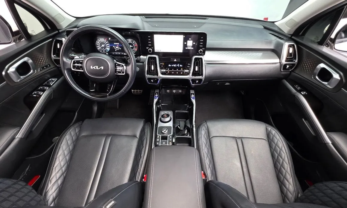 Kia Sorento — фото 9