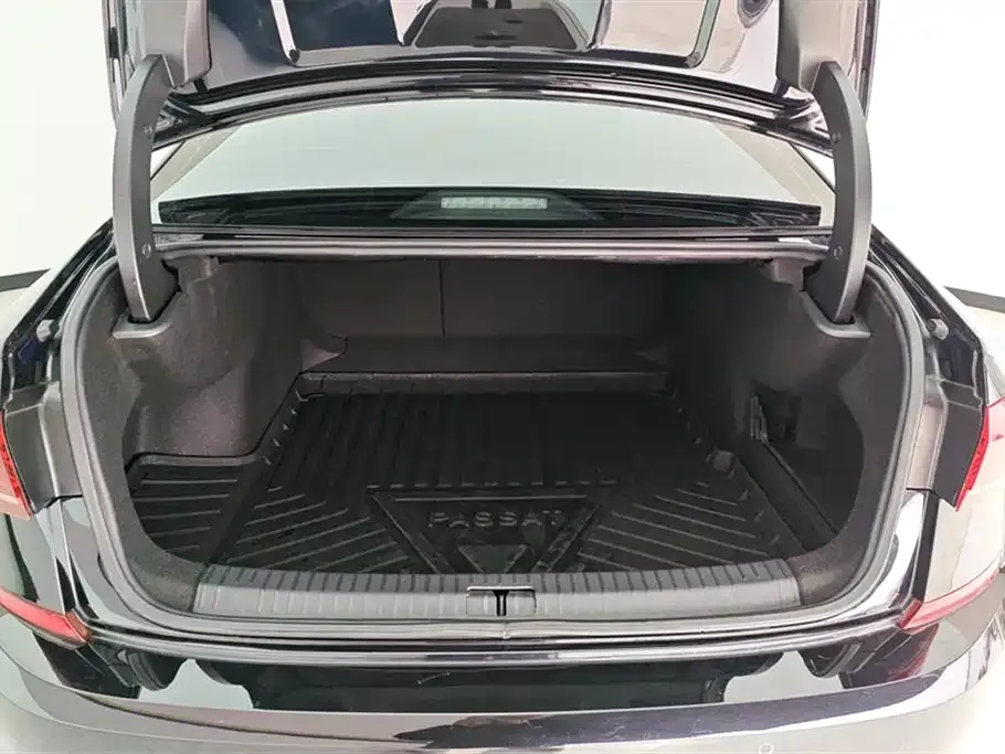 Volkswagen Passat — фото 2