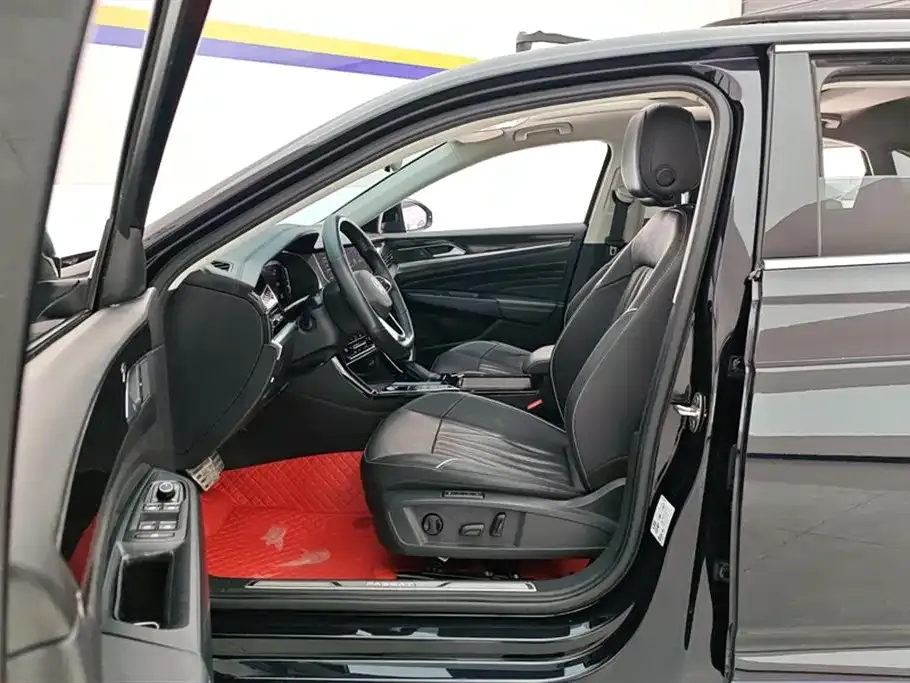Volkswagen Passat — фото 8