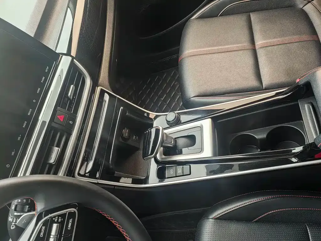 Kia KX3 — фото 3