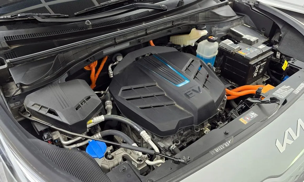 Kia Niro — фото 10