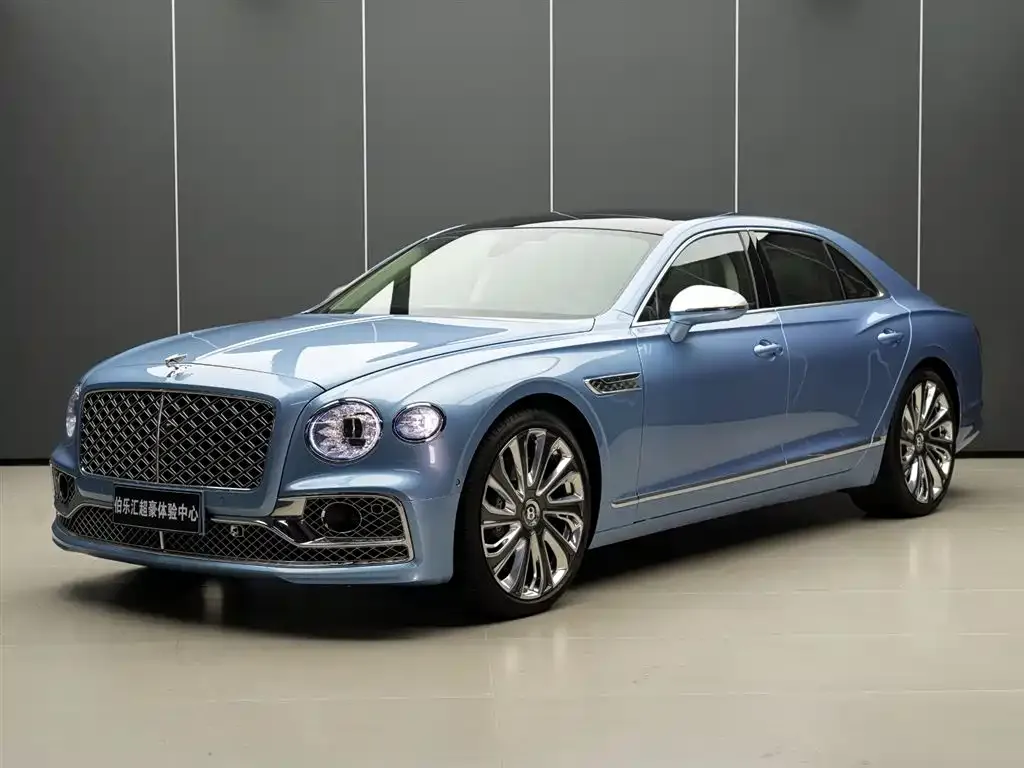 Bentley Flying Spur — фото 1
