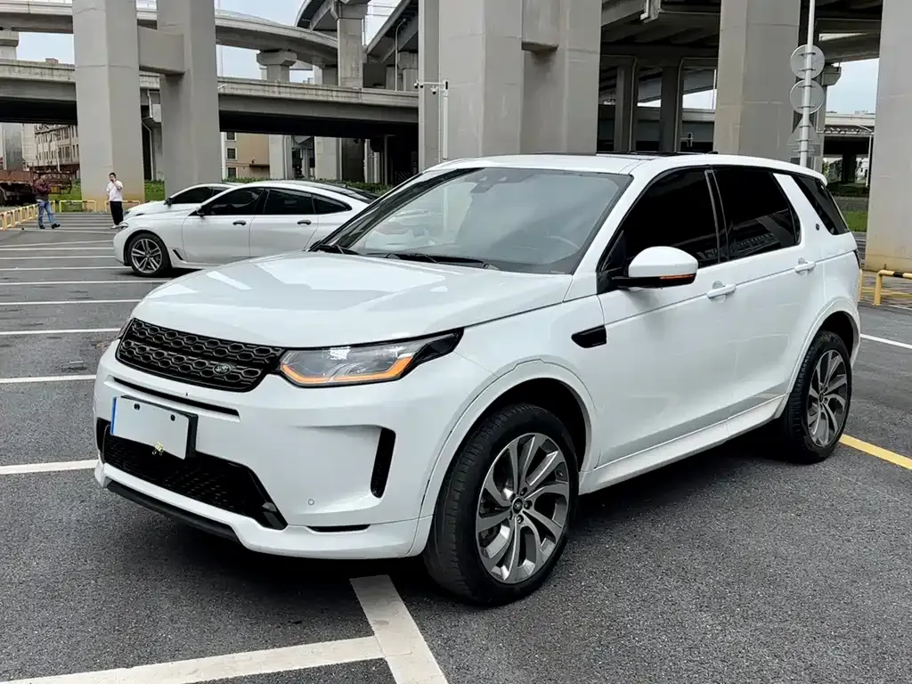 Land Rover Discovery Sport — фото 1