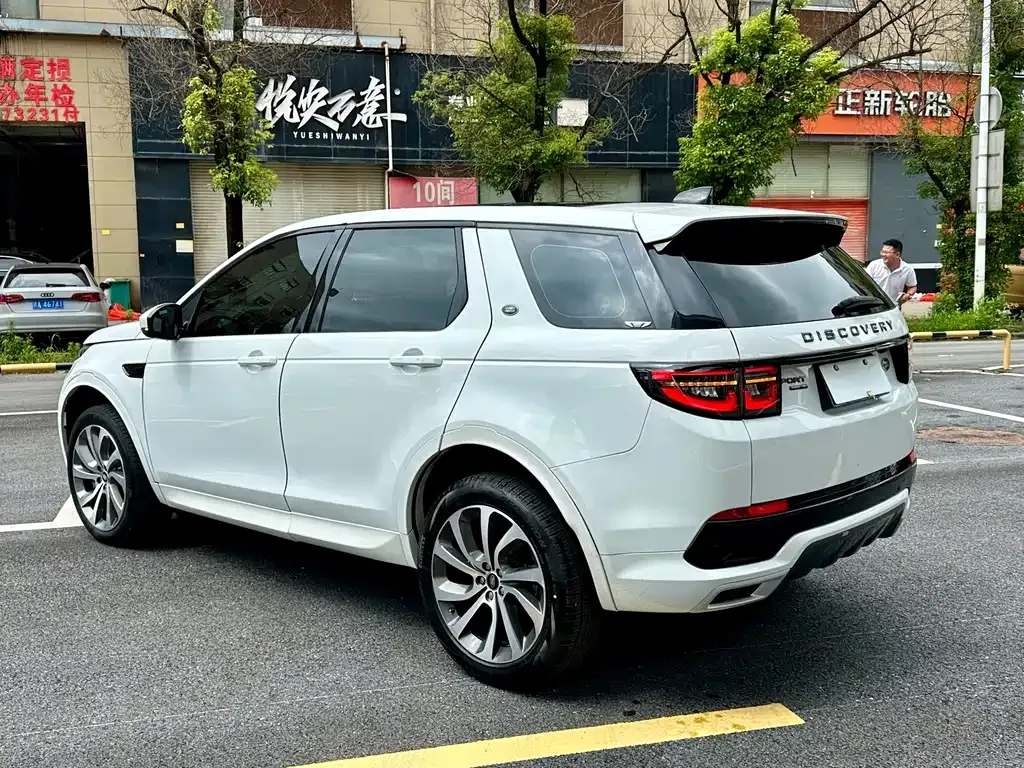 Land Rover Discovery Sport — фото 7