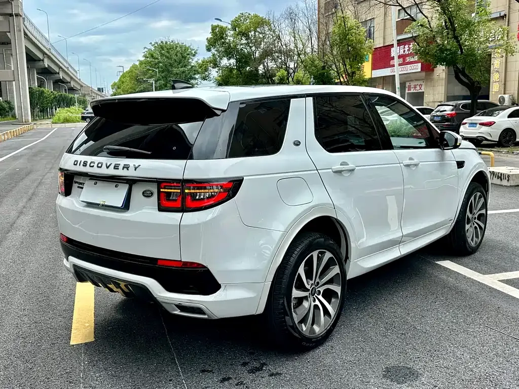 Land Rover Discovery Sport — фото 10