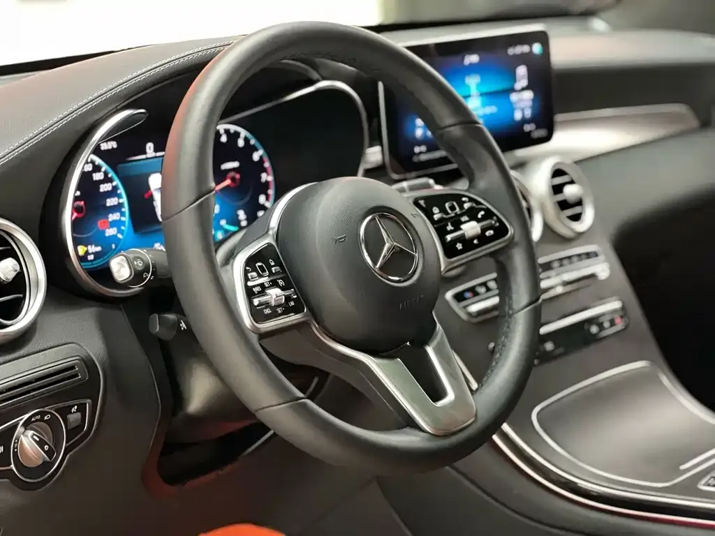Mercedes-Benz GLC Coupe — фото 9