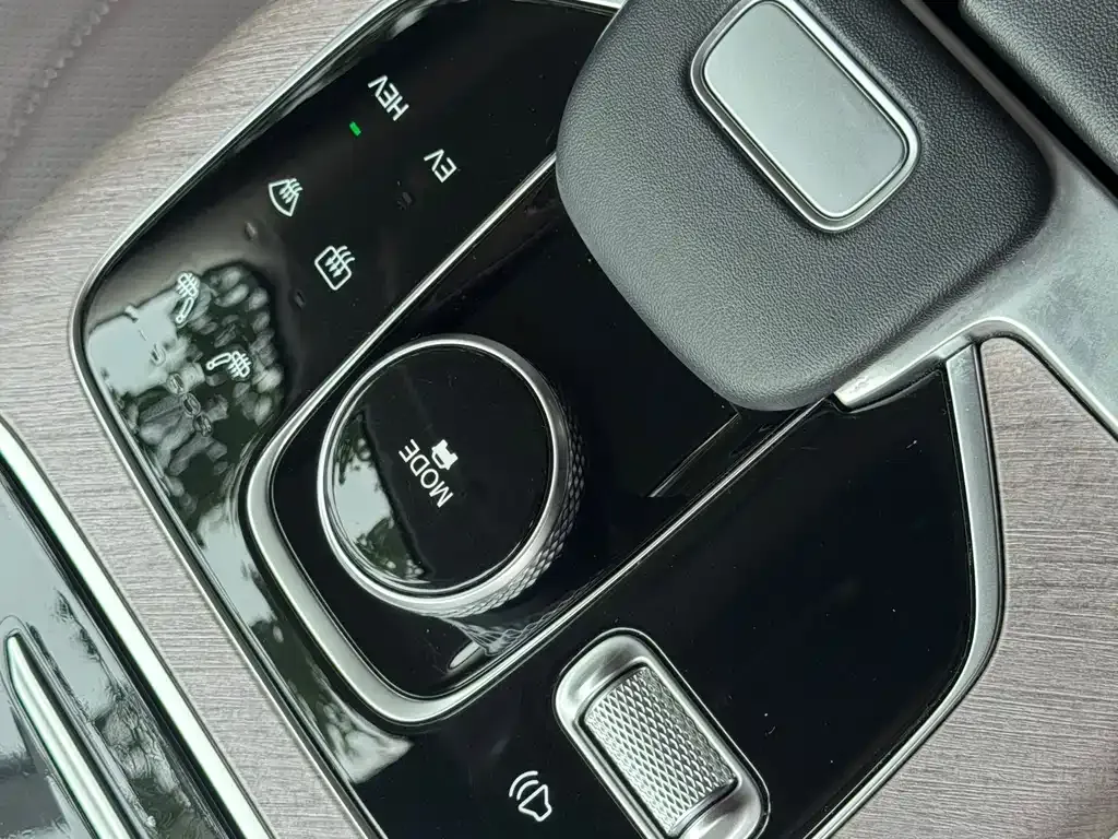 Chery Tiggo 9 C-DM — фото 10