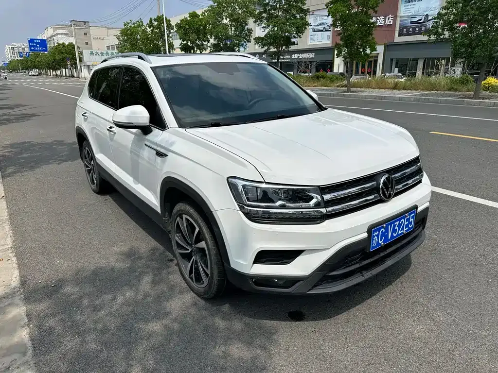 Volkswagen Tharu — фото 4