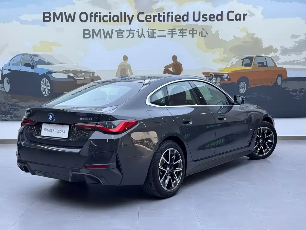 BMW i4 — фото 3