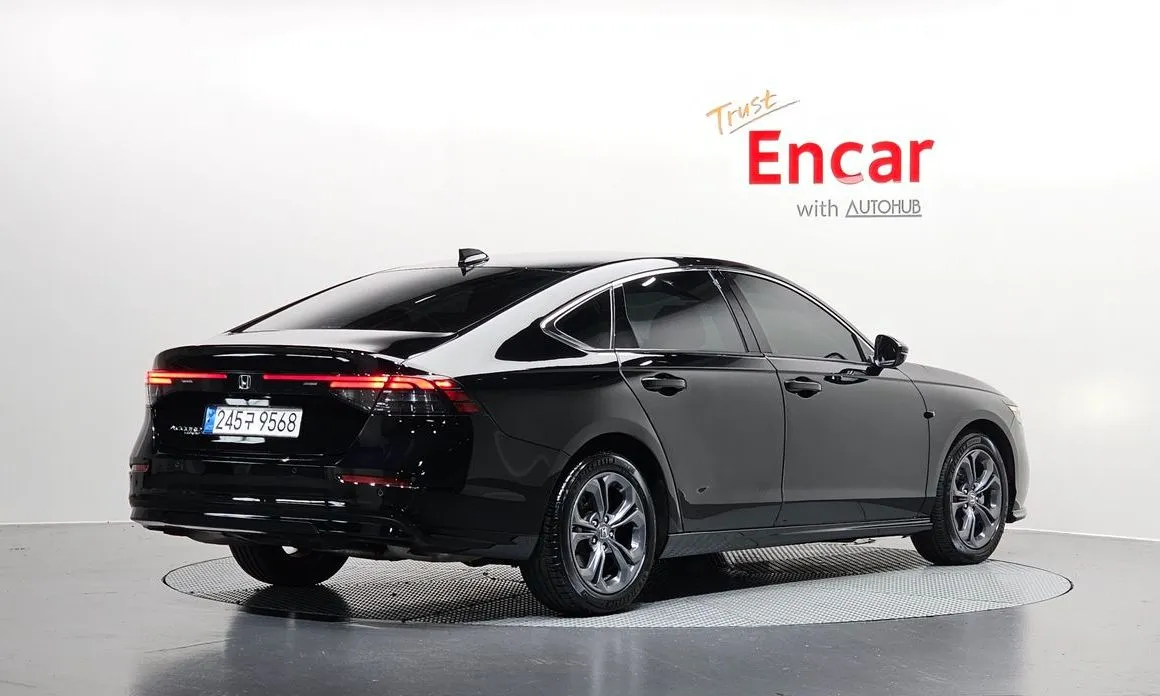 Honda Accord — фото 3