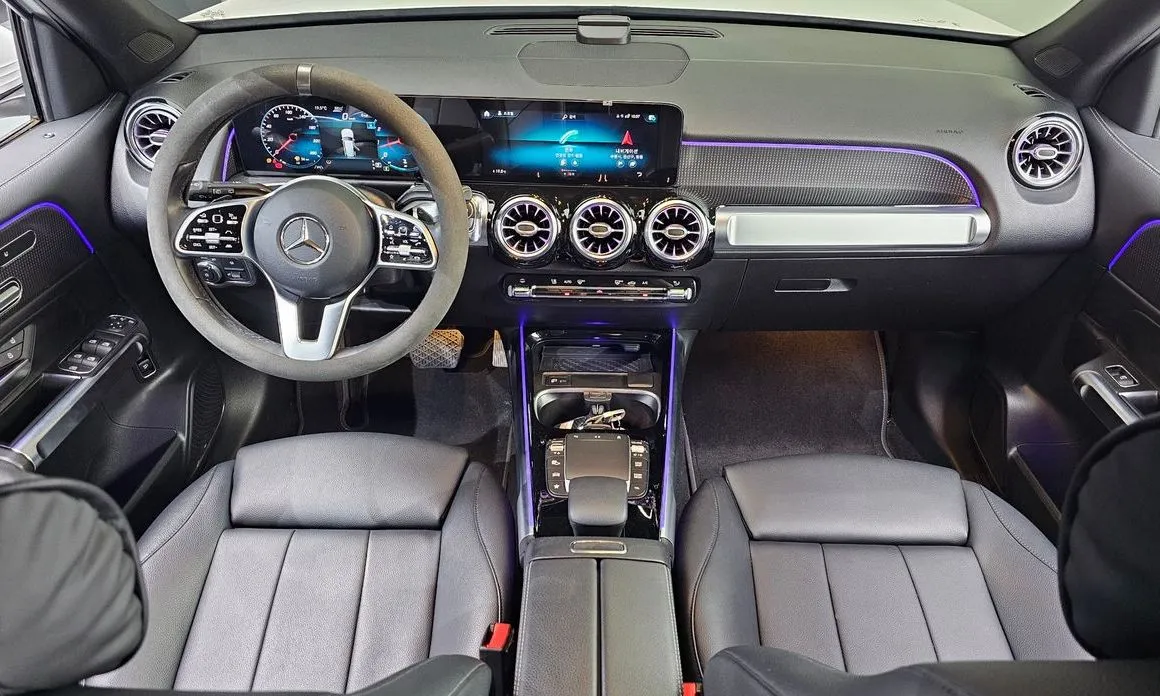 Mercedes-Benz GLB-Class — фото 10