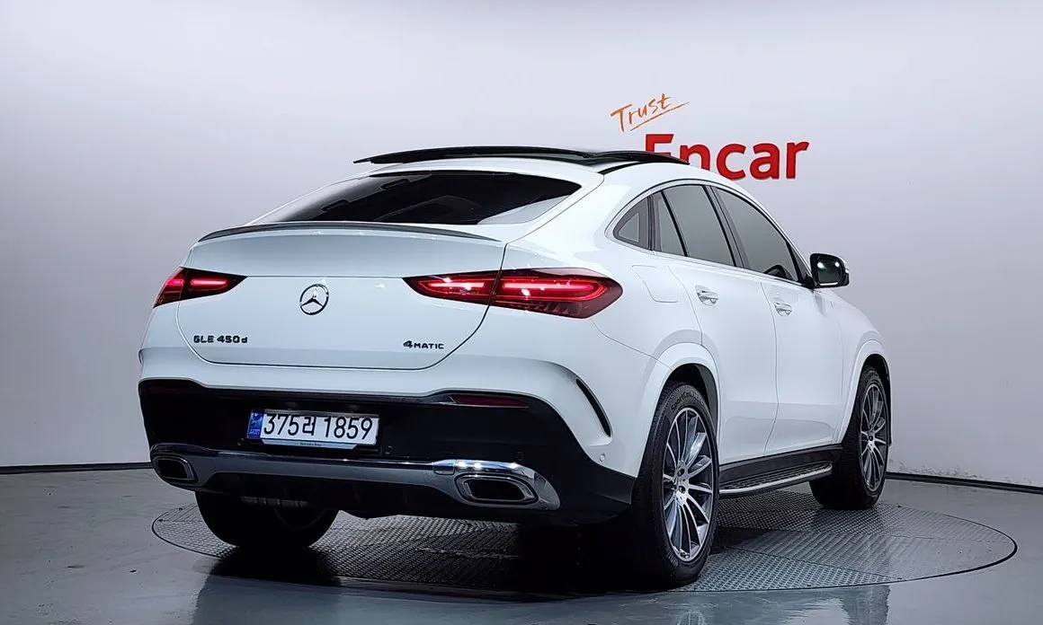 Mercedes-Benz GLE-Class — фото 5